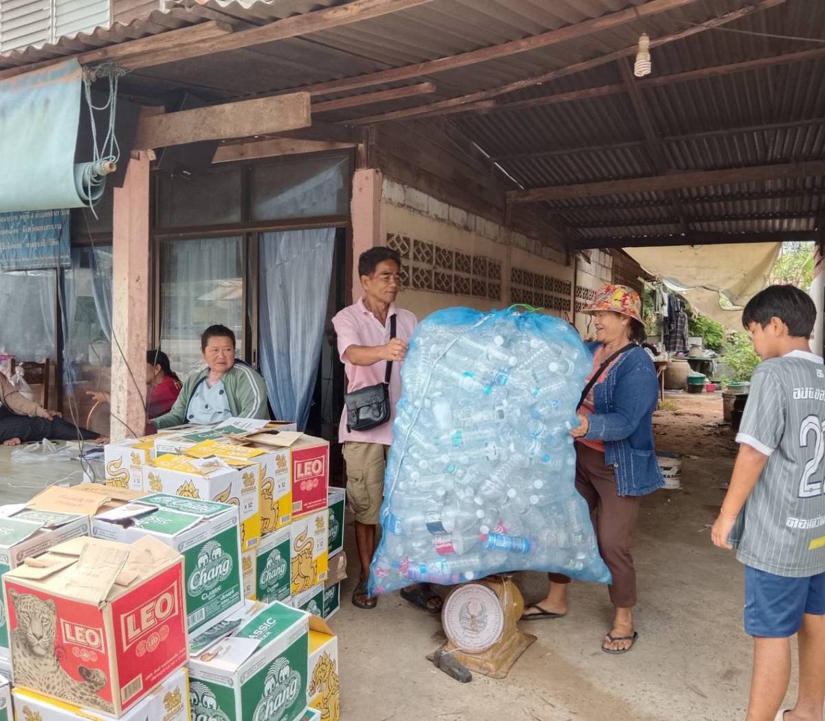 โครงการรณรงค์คัดแยกขยะในครัวเรือน